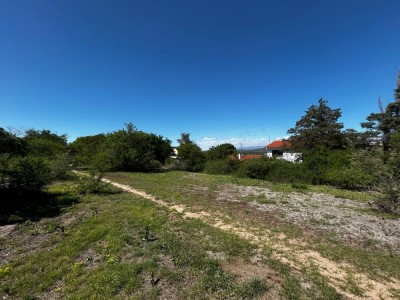 LOTE EXCELENTE UBICACION