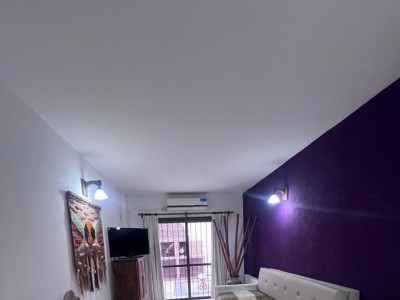 DEPARTAMENTO CENTRICO CON PILETA