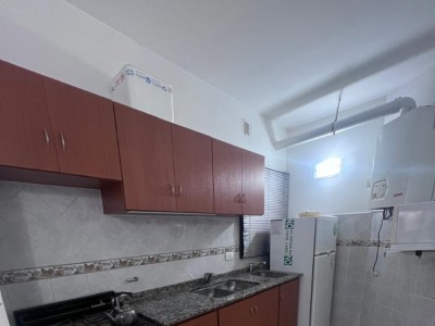 DEPARTAMENTO CENTRICO CON PILETA