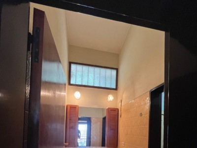 ESPECTACULAR CASA CON VISTA A LA CIUDAD