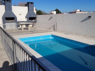 DEPARTAMENTO CON PILETA 