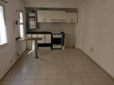 DEPARTAMENTO CON PILETA 