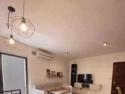 DEPARTAMENTO PILETA Y COCHERA