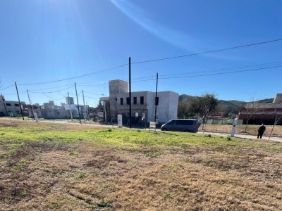 LOTE EN BARRIO CERRADO TEJAS 4
