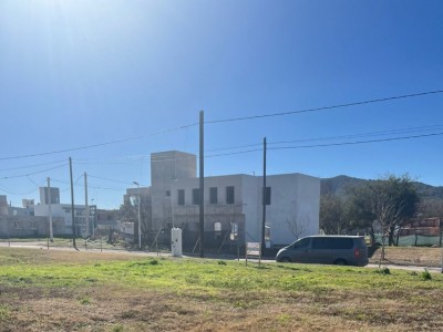 LOTE EN BARRIO CERRADO TEJAS 4