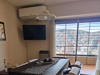 EDIFICIO ACUARIO II CON VISTA ESPECTACULAR!