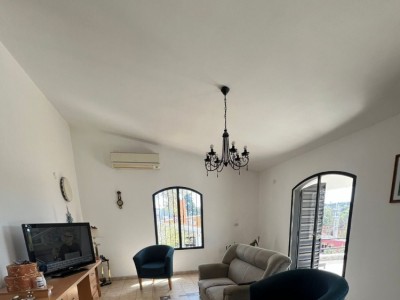 CASA CON PILETA VILLA DEL LAGO