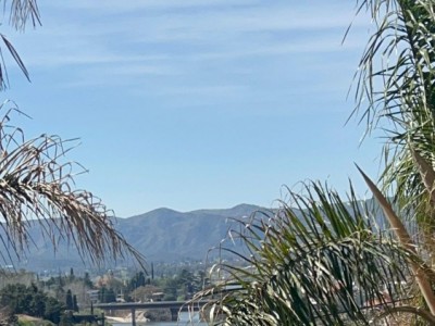 CASA CON PILETA VILLA DEL LAGO