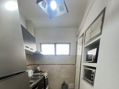 CASA CON PILETA EN COSTA AZUL