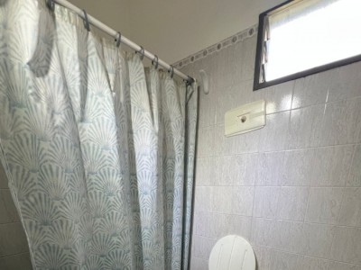 CASA CON PILETA EN COSTA AZUL