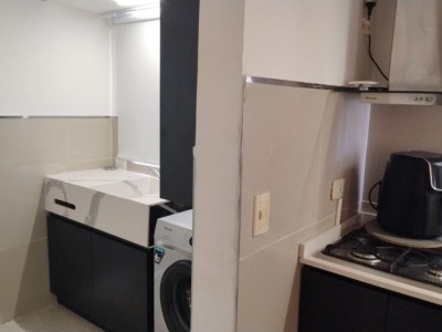 CASA CON PARQUE Y PILETA