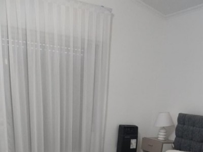 CASA CON PARQUE Y PILETA