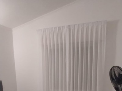 CASA CON PARQUE Y PILETA