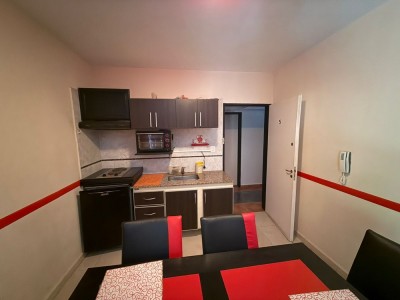 DEPARTAMENTO CON PILETA