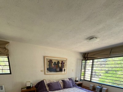 ESPECTACULAR CASA CON SALIDA AL LAGO