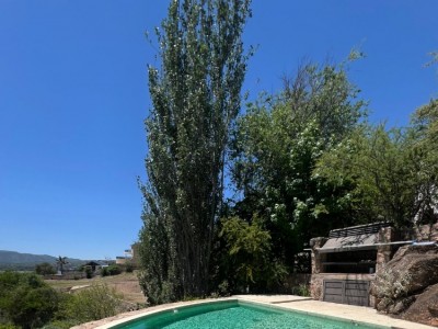 ESPECTACULAR CASA CON SALIDA AL LAGO