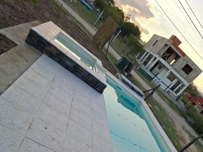 COMPLEJO DE 2 CABAÑAS EN CABALANGO