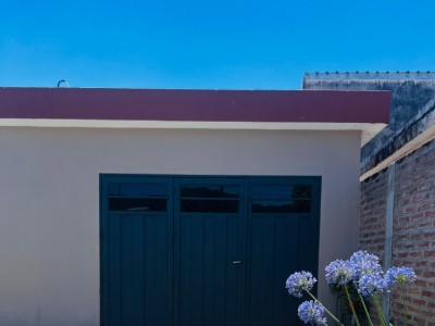 CASA 2 DORM CON PILETA