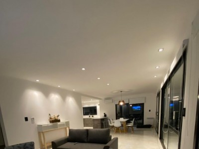 CASA CON PILETA Y VISTA