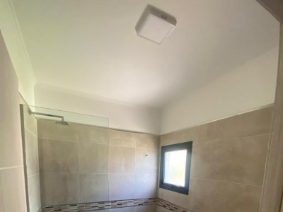 CASA CON PILETA Y VISTA