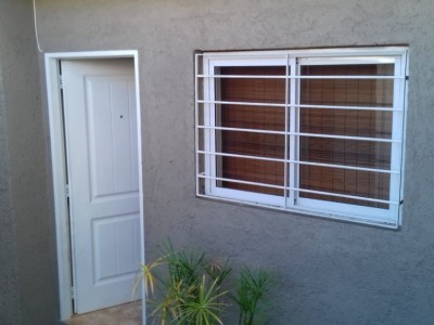 PROPIEDAD CASA, DEPTOS Y HABITACIONES