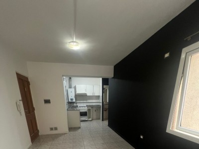 DEPARTAMENTO CENTRICO C/COCHERA