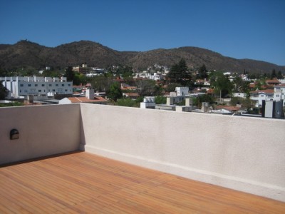 DEPARTAMENTO CENTRICO C/COCHERA