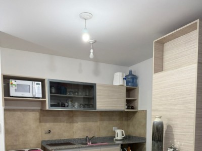 DEPTO CENTRO COCHERA Y PILETA