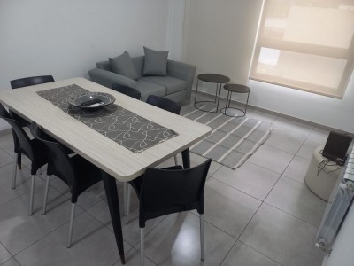 DEPTO CENTRO COCHERA Y PILETA