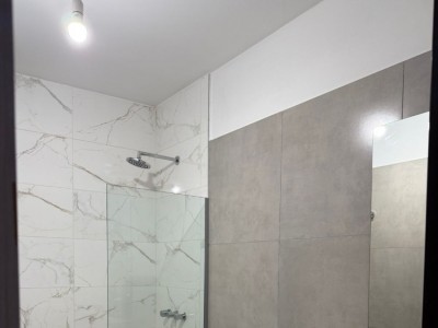 DEPTO CENTRO COCHERA Y PILETA