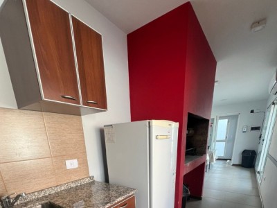 DEPARTAMENTO A ESTRENA CON COCHERA Y PILETA 