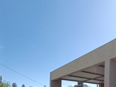 HERMOSA CASA 2 DORMITORIOS