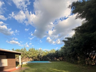 CASA CON PILETA PLAYAS DE ORO