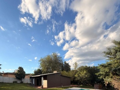 CASA CON PILETA PLAYAS DE ORO