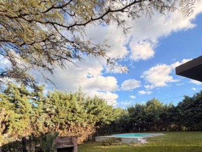 CASA CON PILETA PLAYAS DE ORO