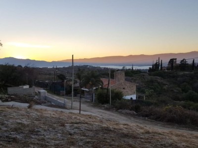 TERRENO CON VISTA EN VILLA DEL LAGO