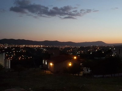 TERRENO CON VISTA EN VILLA DEL LAGO