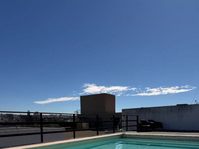 DUPLEX 2 DORM. PLENO CENTRO
