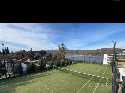HERMOSO DPTO EN VENETO VILLAGE 