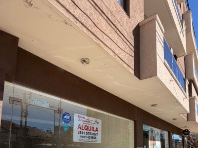 AMPLIO LOCAL EN ALQUILER ANUAL