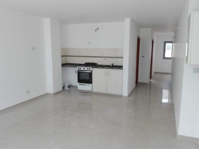 DEPARTAMENTO CENTRO CON COCHERA