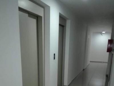 DEPARTAMENTO CENTRO CON COCHERA