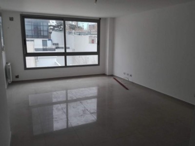 DEPARTAMENTO CENTRO CON COCHERA