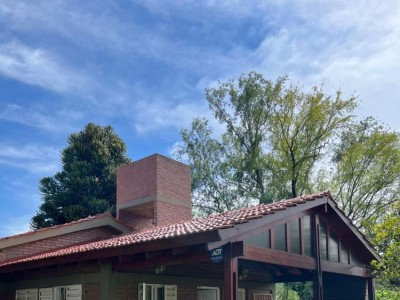 CASA + 2 CABAÑAS CON PILETA