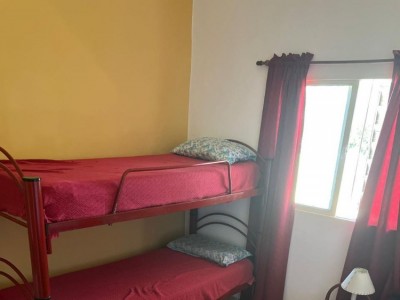 CASA + 2 CABAÑAS CON PILETA