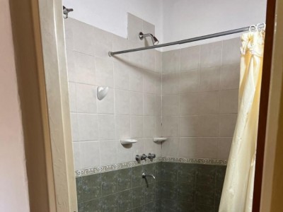 CASA + 2 CABAÑAS CON PILETA